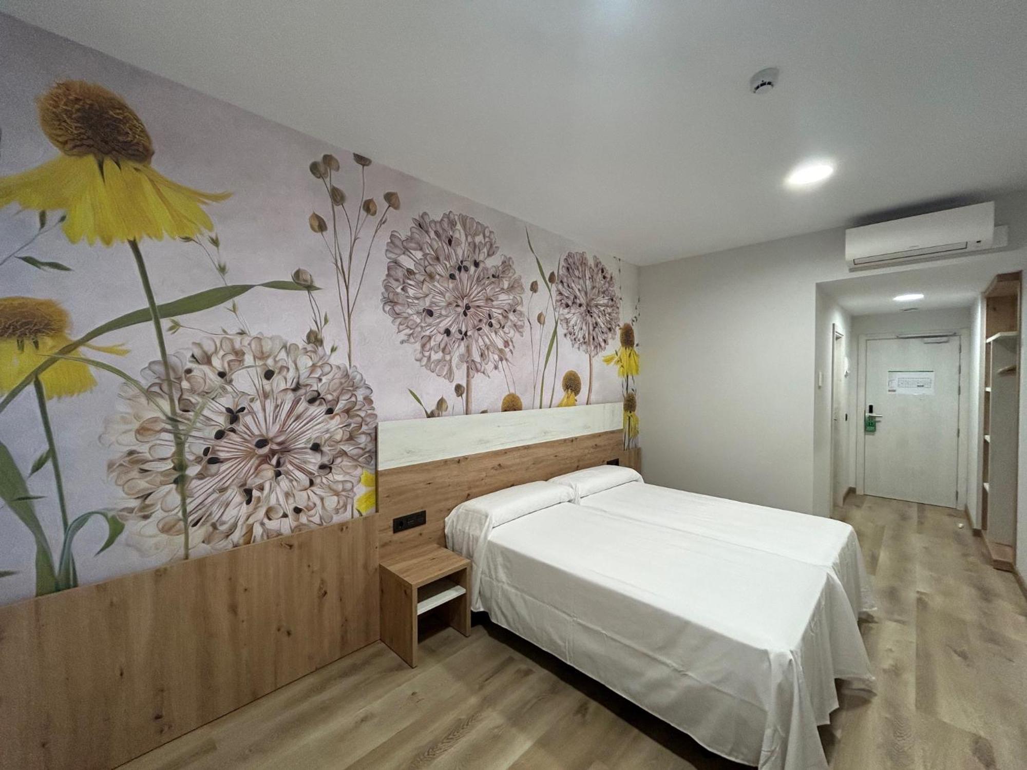 Hotel Javalambre Ла-Пуэбла-де-Вальверде Экстерьер фото