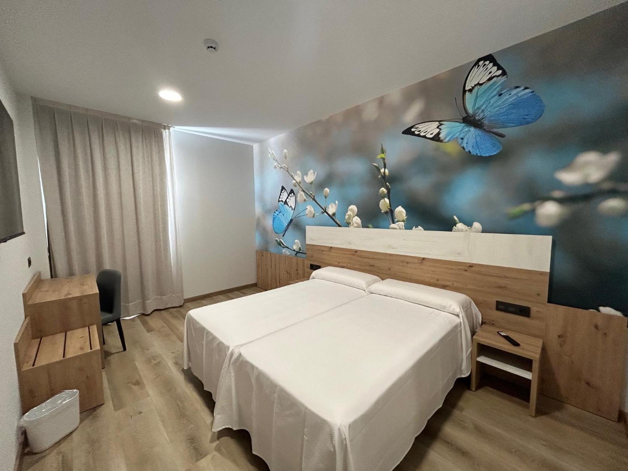 Hotel Javalambre Ла-Пуэбла-де-Вальверде Экстерьер фото